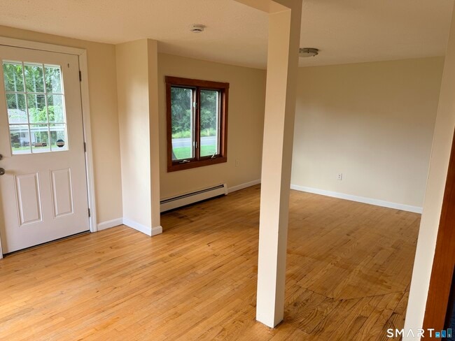 365 Scantic Rd