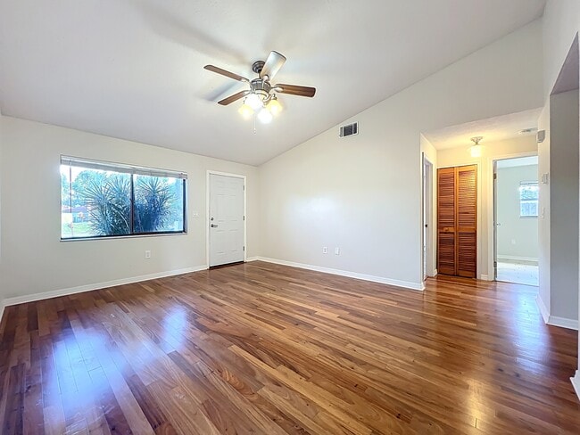 Photo - 640 Casa Grande Dr