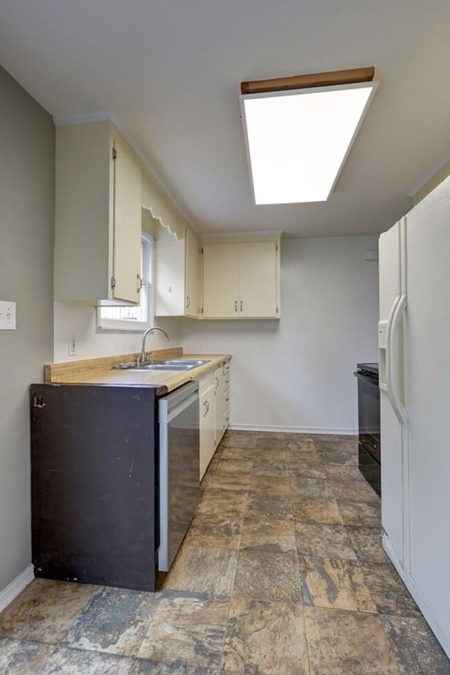 Photo - 3244 46th Ave SW