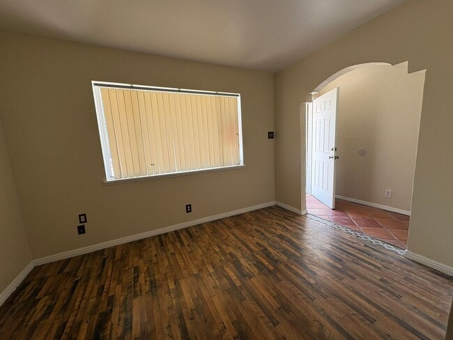 Photo - 10309 Shoshone St
