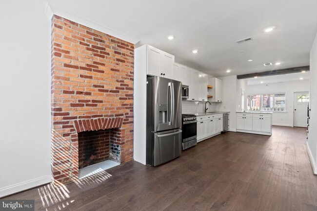 Photo - 1008 Boyd St