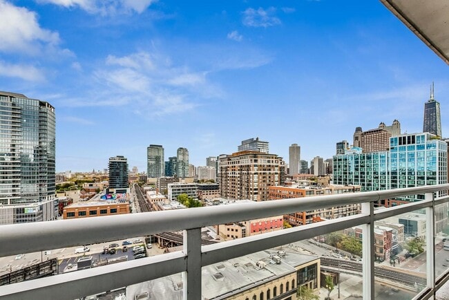 Photo - 757 N Orleans St Unit 1203