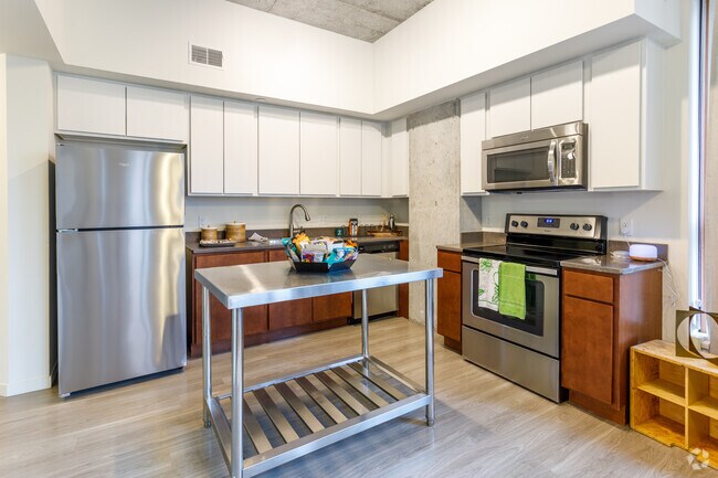 4 BR, 4 BA - D2, 1296 SF - Foundry Lofts