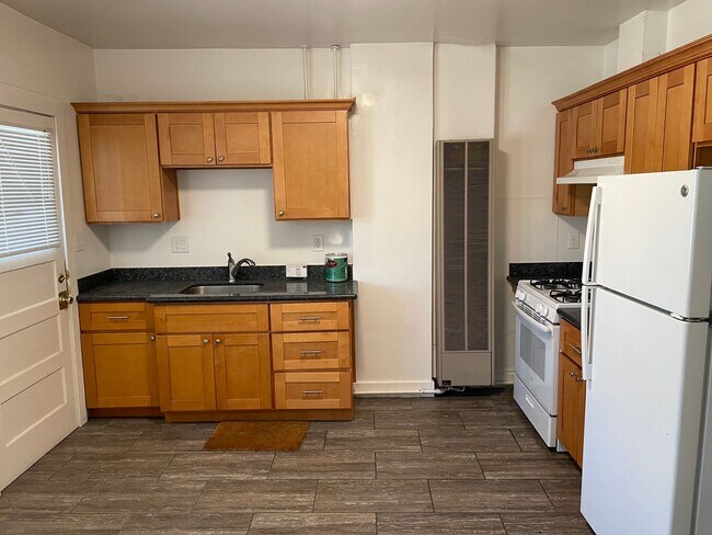 Photo - 20thST1401 Unit 3