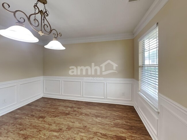 Photo - 116 Shadowhill Ln