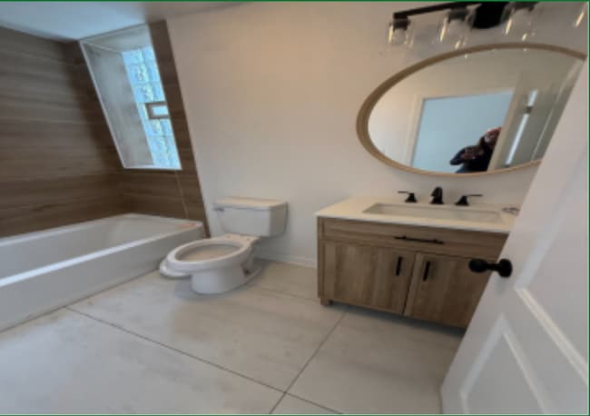 Photo - 5910 S Michigan Ave Unit 1st Floor