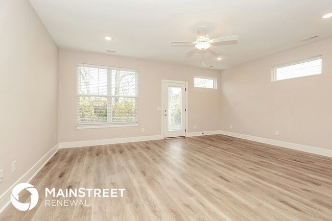 Photo - 160 Noble Pk Cir