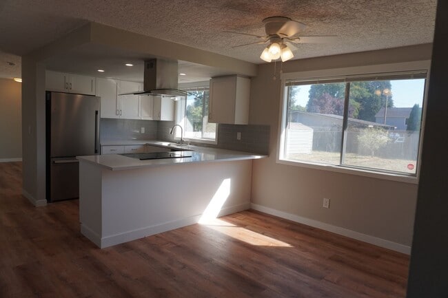 Photo - 2909 NE 135th Ave