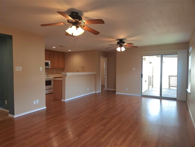 Photo - 273 Tower Dr