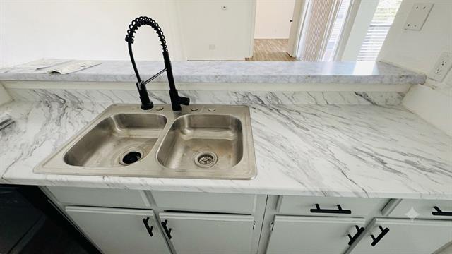 Photo - 9813 Walnut St Unit 302