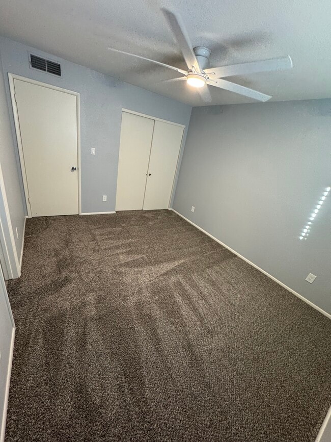 Photo - 10421 W Puget Ave