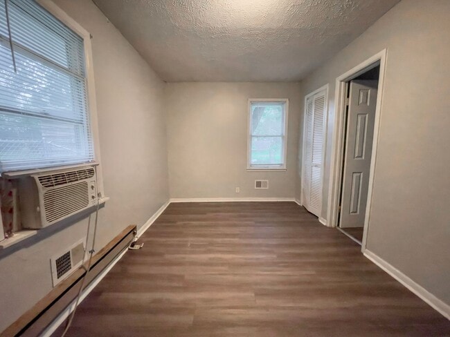 Photo - 2602 W Ethel Ave Unit 2602 1/2