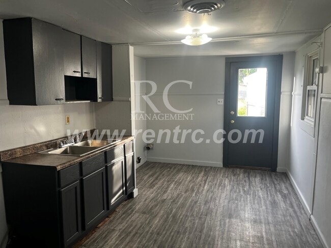 59 Juliana-