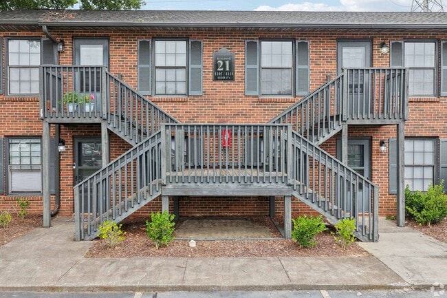 Building Photo - 1314 Claxton Ridge Dr Unit 1314