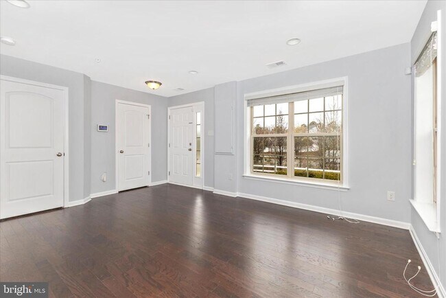 Photo - 15200 General Lafayette Blvd