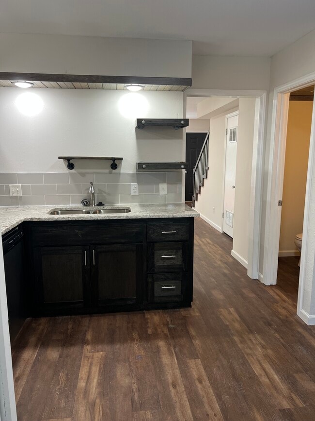 Photo - 1228 Apple Glen St Townhome