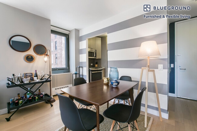 Photo - 105 Duane St Unidad FL10-ID68