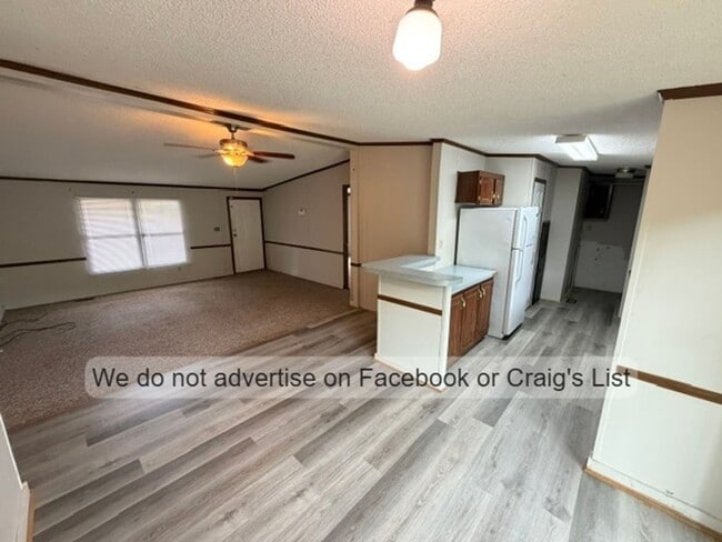 Photo - 1106 Mackintosh Ct