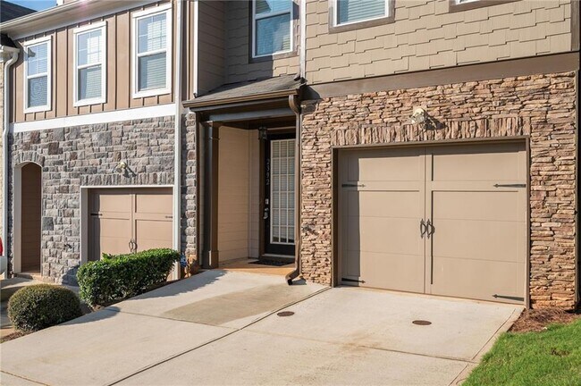 Photo - 2392 Belmont Pl
