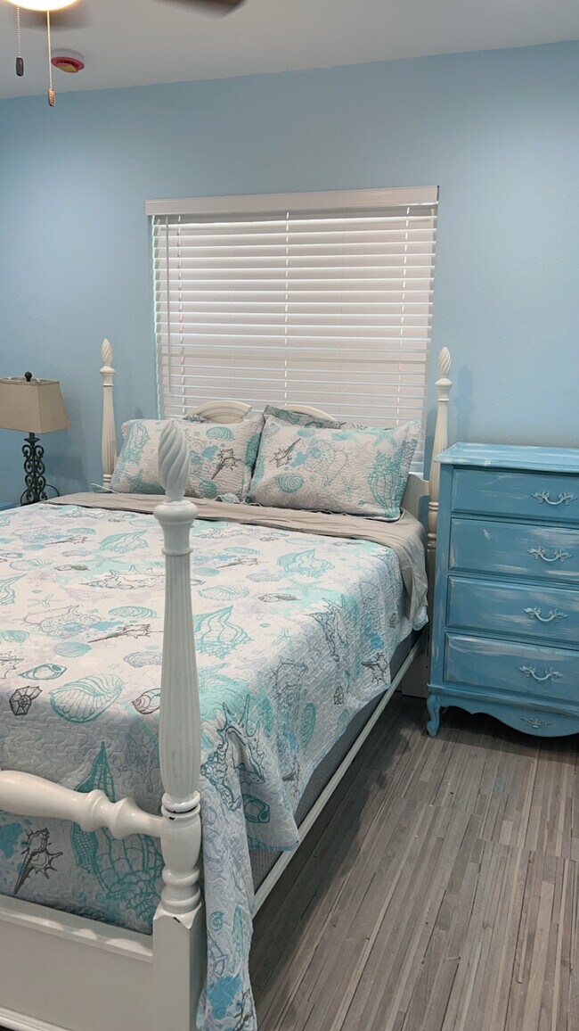 Photo - 7880 42nd Ave N