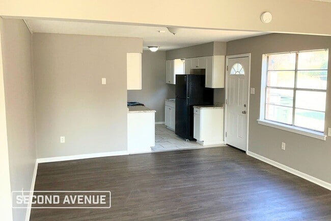 Photo - 2516 Chattering Ln