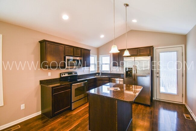 Photo - 4 Bedroom Detached Townhome in Waukee with Finished Basement