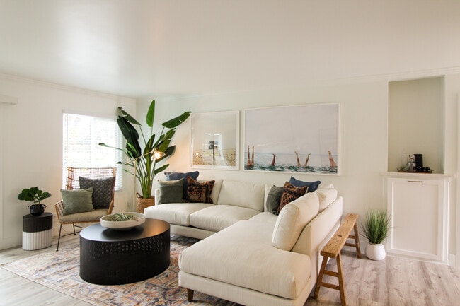 1606 Westcliff Dr. - 1606 Westcliff Dr. Apartamentos