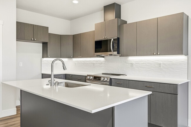 Photo - 4210 Rd 114