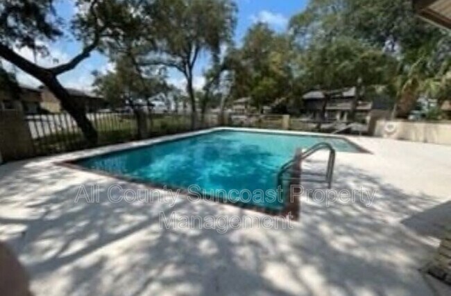 Photo - 12137 117th St N