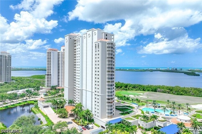 4951 Bonita Bay Blvd Unidad 604