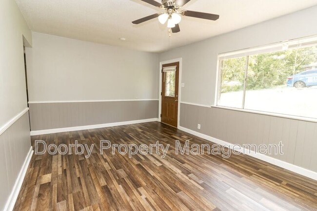 Photo - 730 Roberta Dr