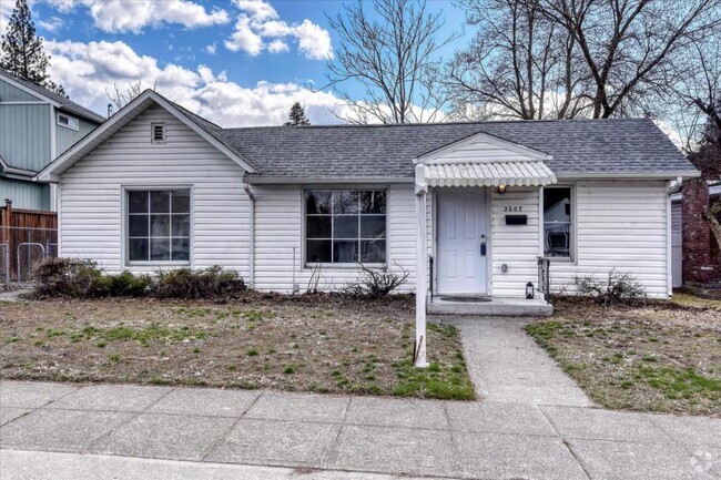 Building Photo - 2607 W Kiernan Ave Rental