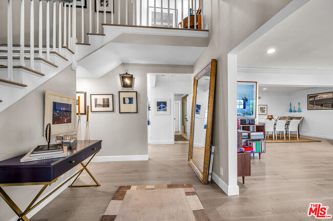 Photo - 751 Westholme Ave