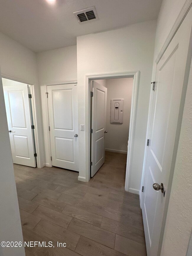 Photo - 4002 Haydon Burns Pl