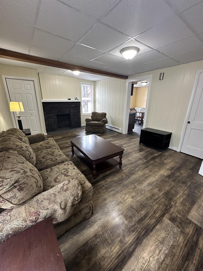 906 Gompers Ave Unit 1