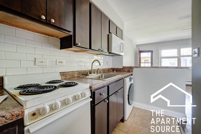 Photo - 1735 W Bryn Mawr Ave Unit 10