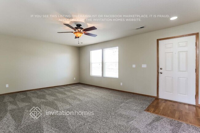 Photo - 1320 Bluebird St