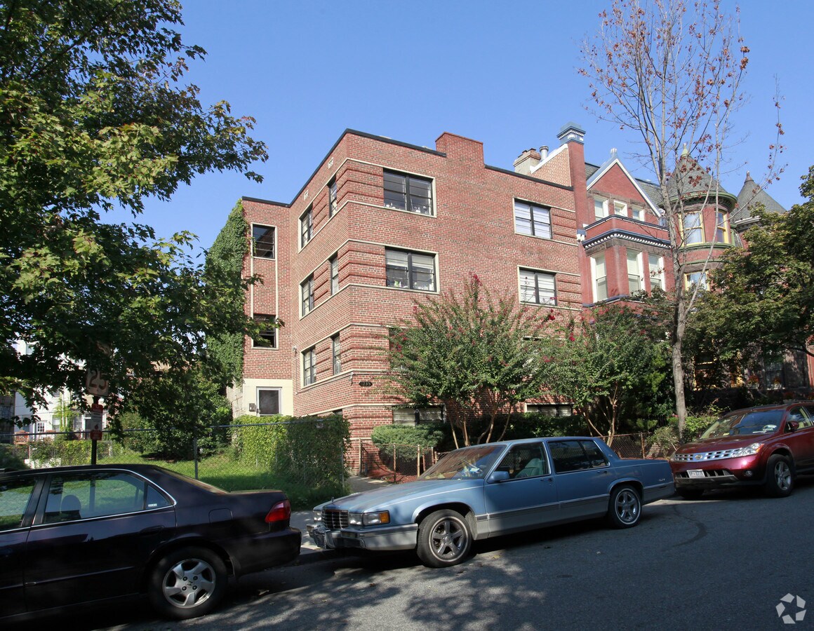 Photo - 1236 10th St NW Apartments