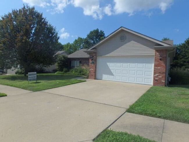 Photo - 2303 Silver Leaf Ct