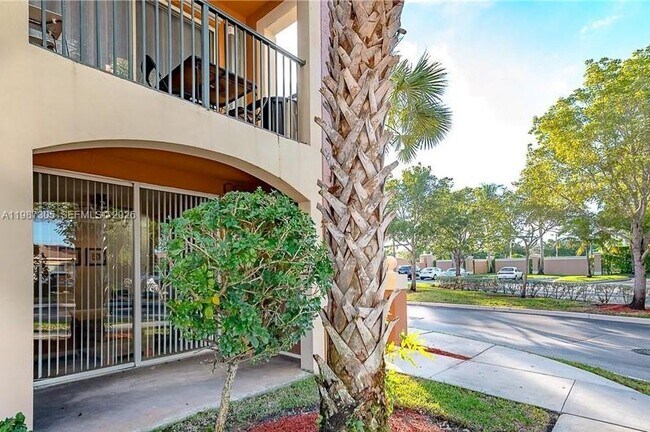 Photo - 8000 N Nob Hill Rd Unit 107