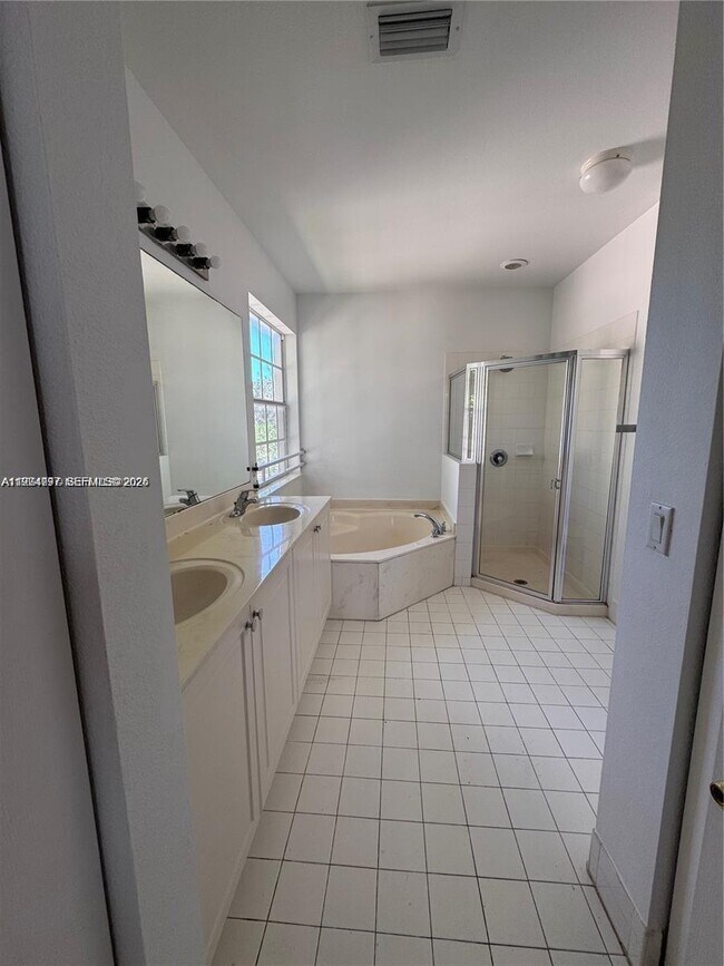 Photo - 2660 SW 85th Terrace