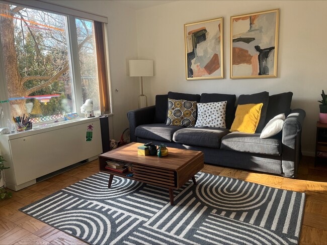 Photo - 2400 41st St NW Unidad 204