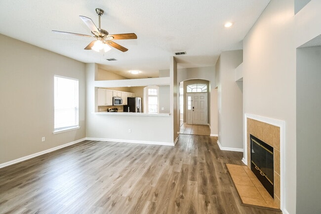 Photo - 3949 Leatherwood Dr