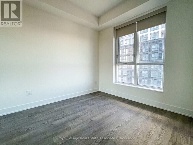 Photo - 7 Mabelle Ave Unit 3307