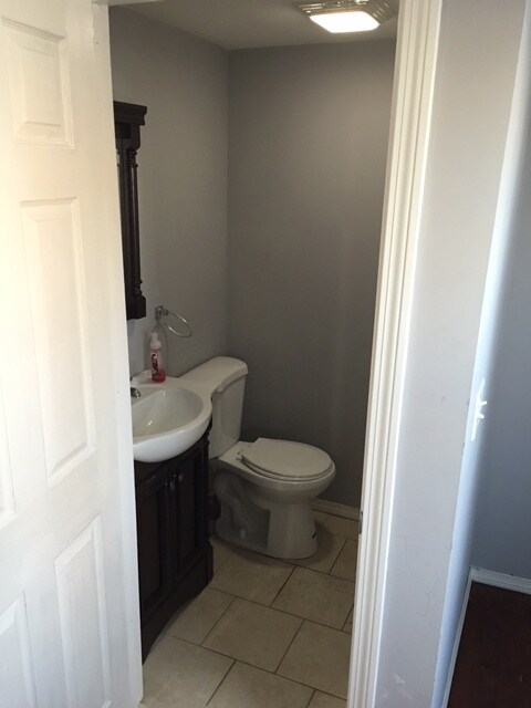 1st Floor Half Bath - 60 Harrison Street Unit 60