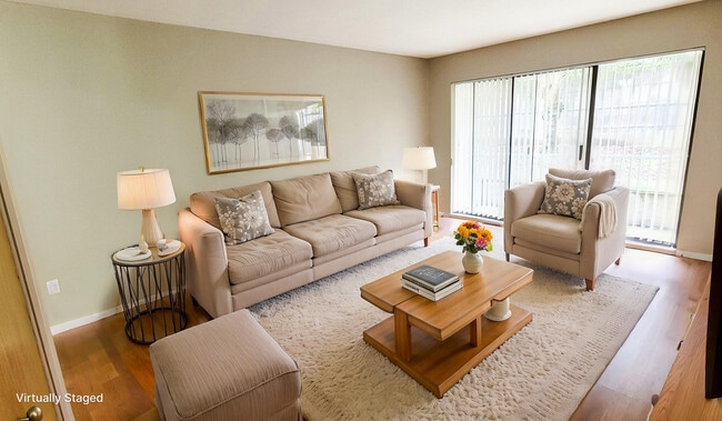 Building Photo - Sunshine Apartments