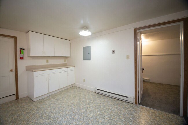 Photo - *LO* 512 1/2 S Loomis Unit 512 1/2 S Loomis Ave