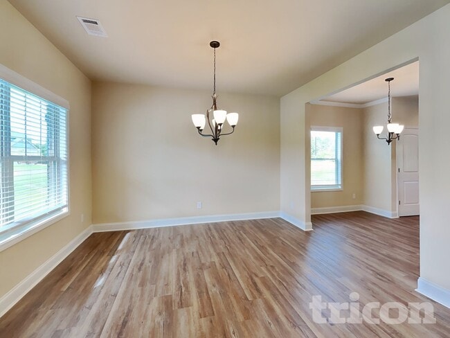 Photo - 118 Massey Ln