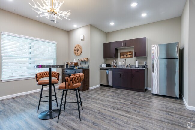Cedar Creek Flats - Clubhouse - Cedar Creek Flats