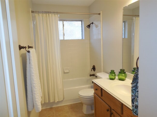 Photo - 10523 N Newpark Dr